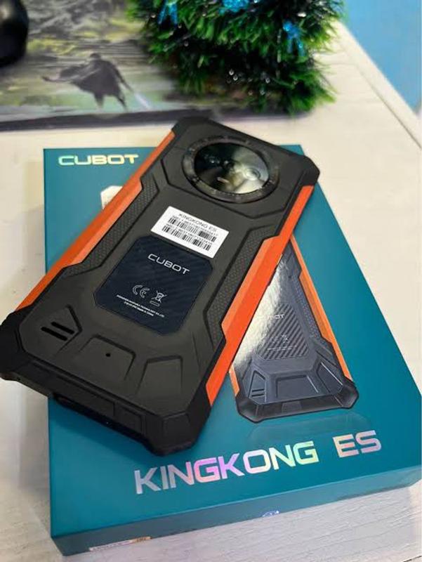 Celular Cubot Kingkong Es 4G 16Gb Ram (6Gb+10Gb) 128Gb a prova